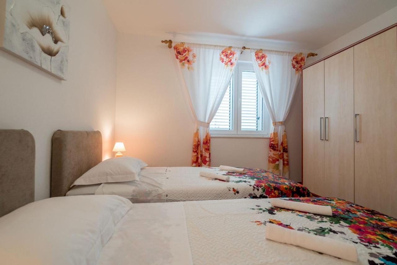 Apartment Anteo Free Parking スプリト エクステリア 写真