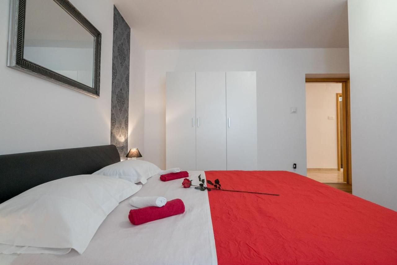 Apartment Anteo Free Parking スプリト エクステリア 写真