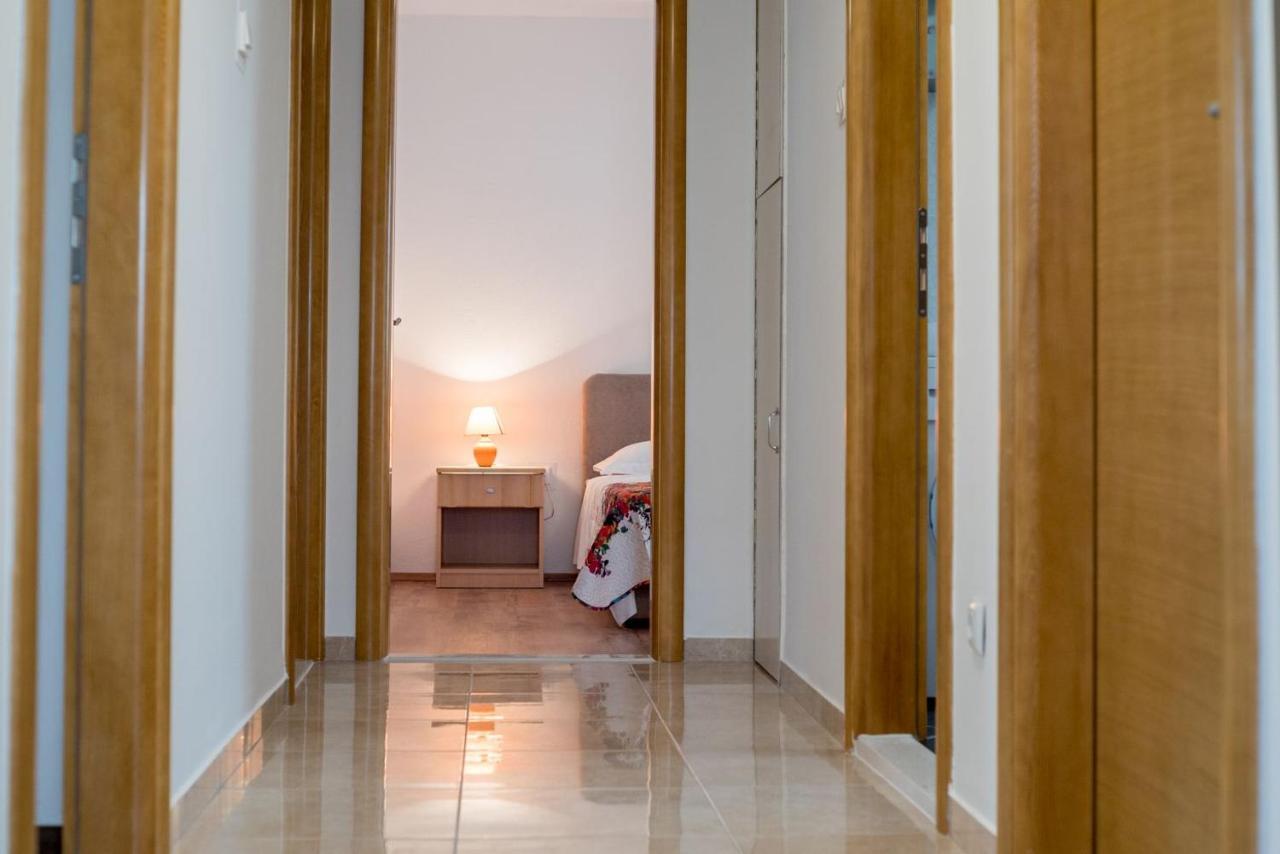 Apartment Anteo Free Parking スプリト エクステリア 写真